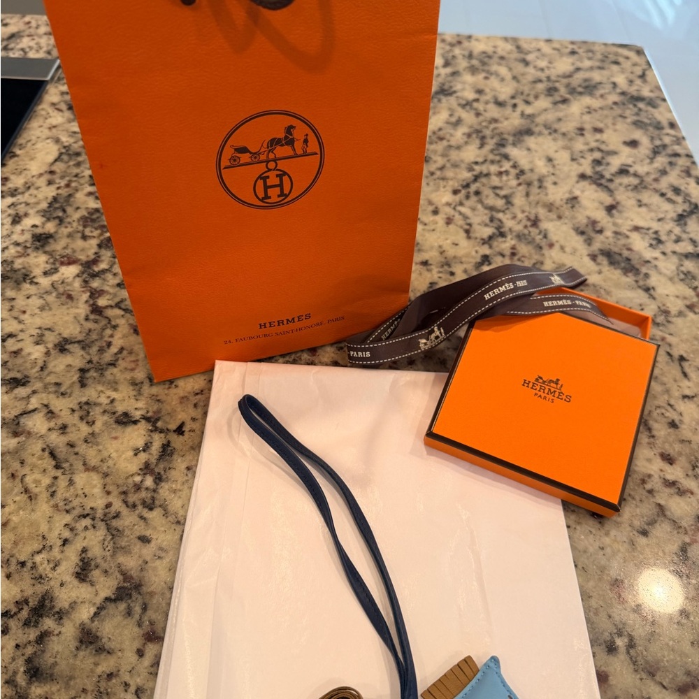 Hermes Milo Gri Gri Rodeo Bag Charm - Picture 8 of 12